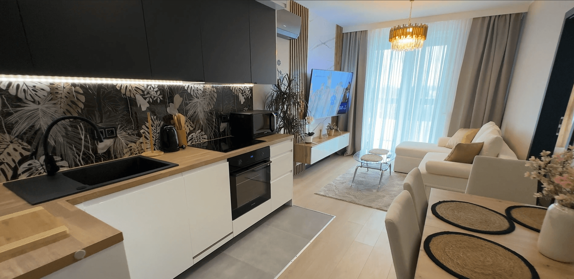 Salon z kuchnią jednego z naszych mieszkań